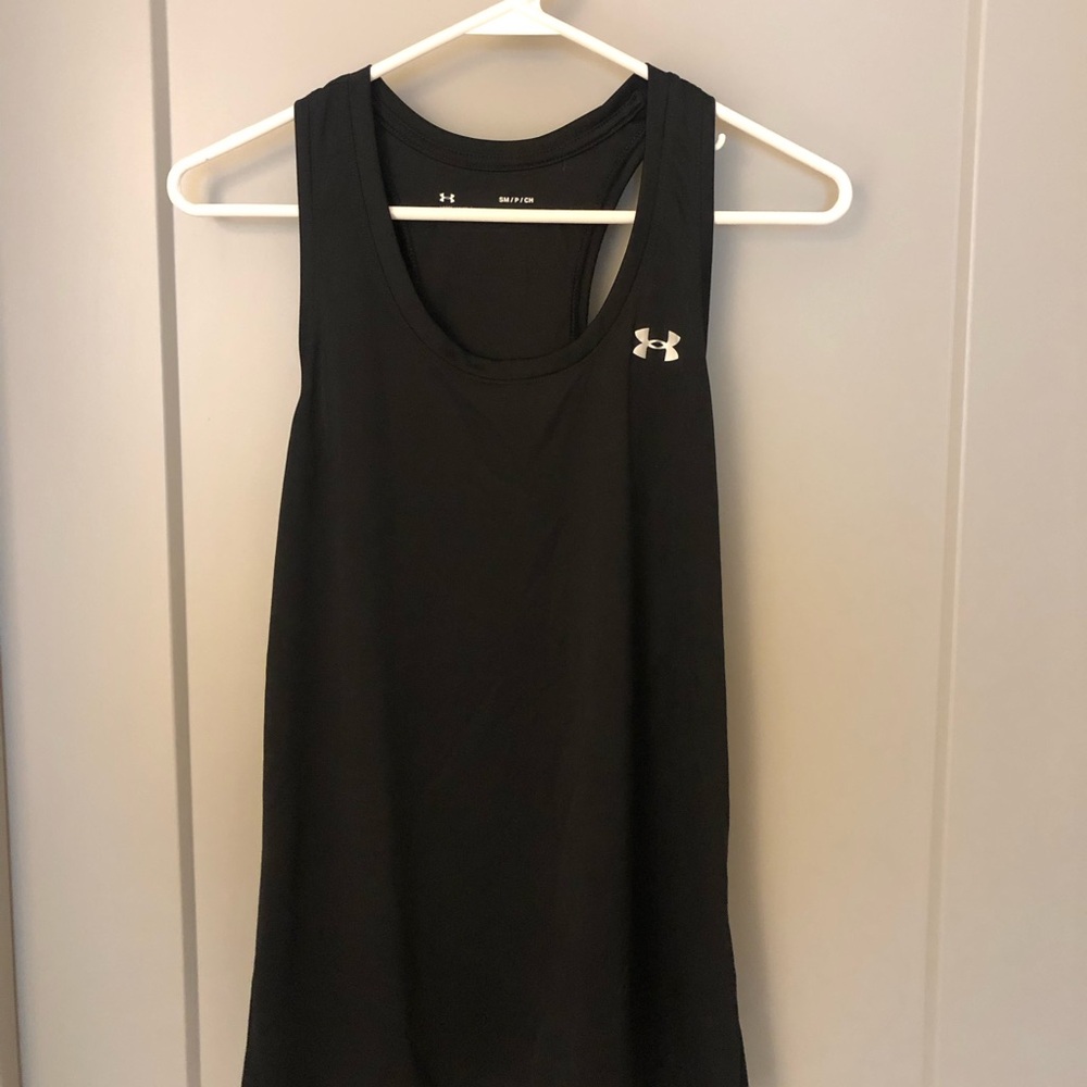 Black Under Armour top size small